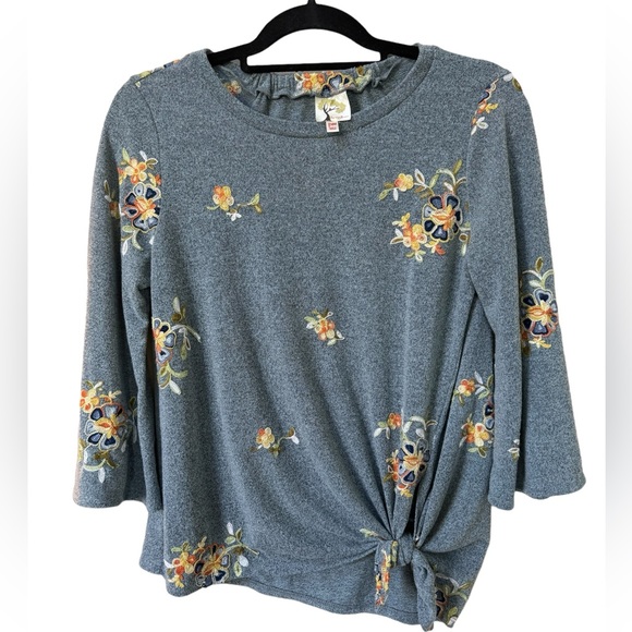 fig and flower Tops - Fig and Flower blue side  front tie blouse with floral embroidery